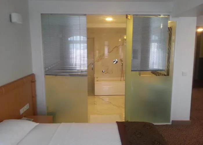 Hotel Neva Stargate &